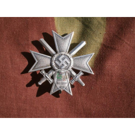 Croce al Merito di Guerra con spade I^cl. WEHRMACHT